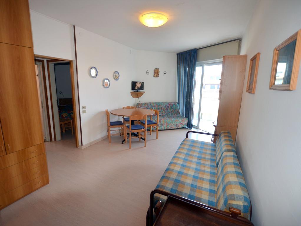Lignano Sabbiadoro Sea Front Apartment Ngoại thất bức ảnh