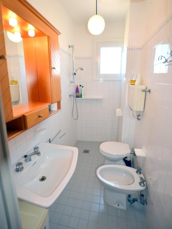 Lignano Sabbiadoro Sea Front Apartment Ngoại thất bức ảnh