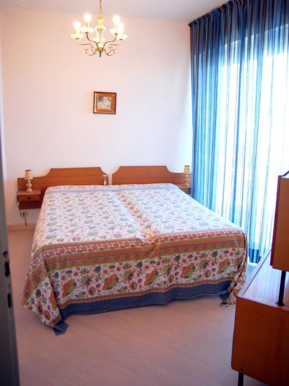 Lignano Sabbiadoro Sea Front Apartment Ngoại thất bức ảnh