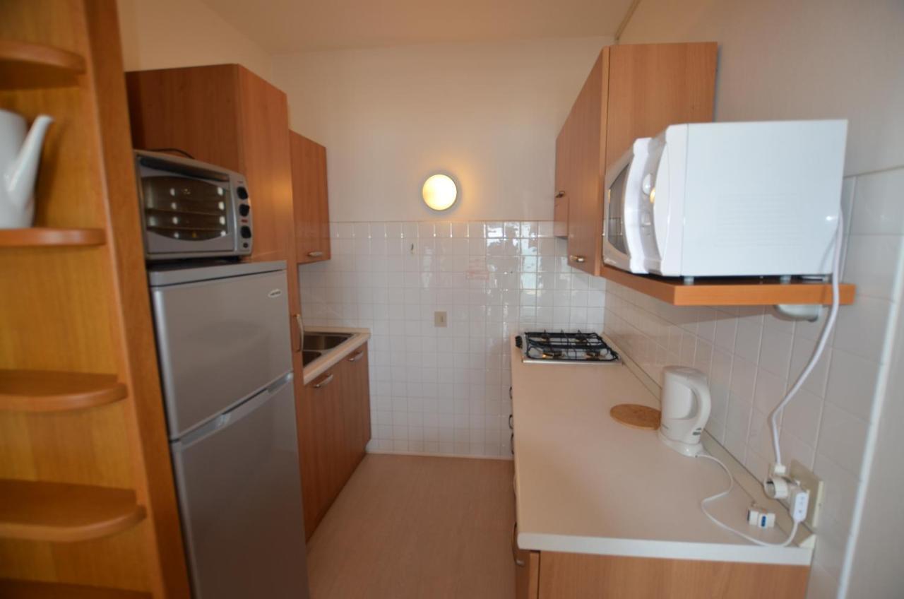 Lignano Sabbiadoro Sea Front Apartment Ngoại thất bức ảnh